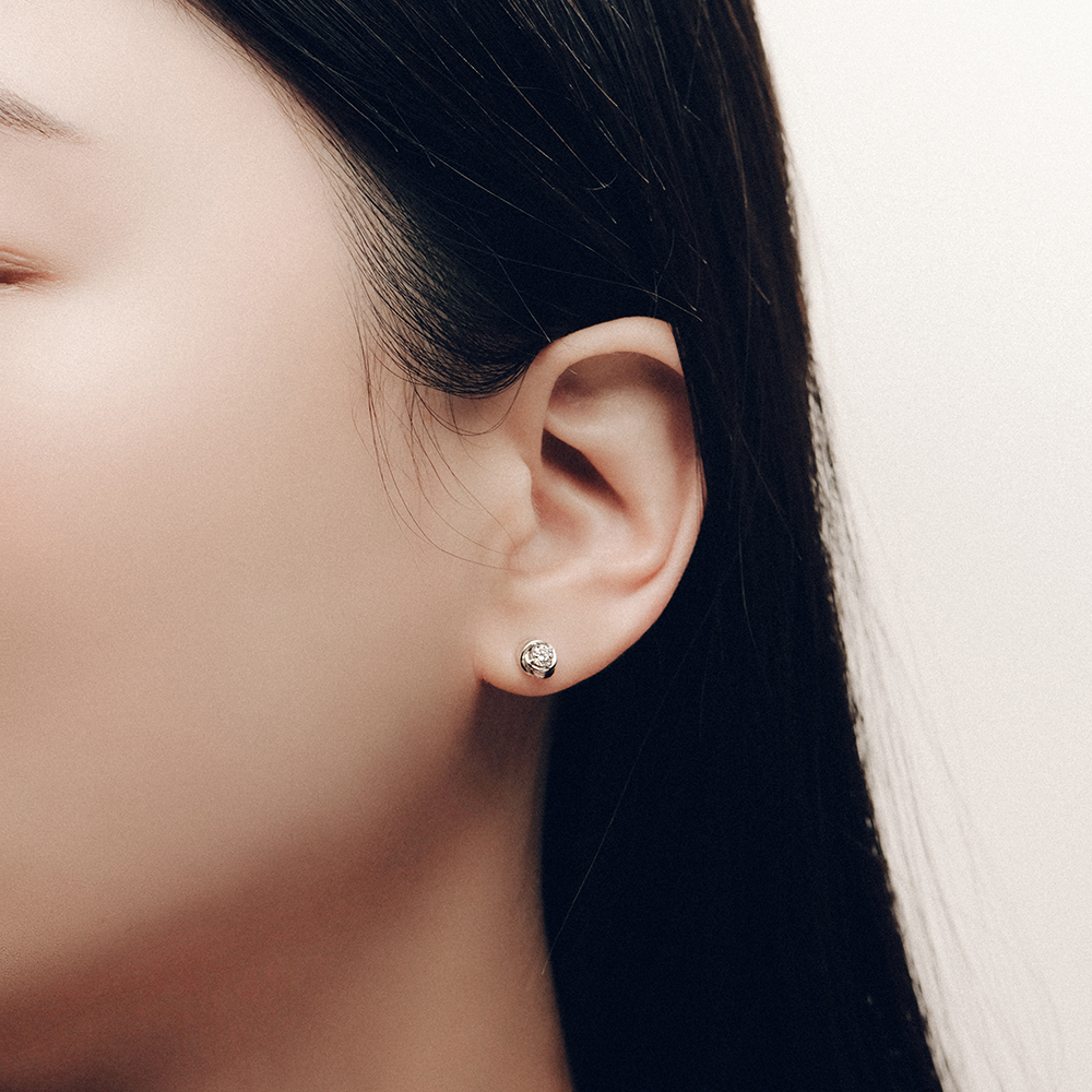 [온라인단독] 솔리스트 1부 다이아몬드 귀걸이0.1ct  SI2